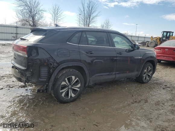 2024 Volkswagen Atlas Cross Sport 2.0T SE with VIN 1V2LE2CAXRC206497, listed as a Copart auction lot 46541015 with 16,284 mi miles and Salvage Title. Bid and sale history available at carsss.com. Image 3.