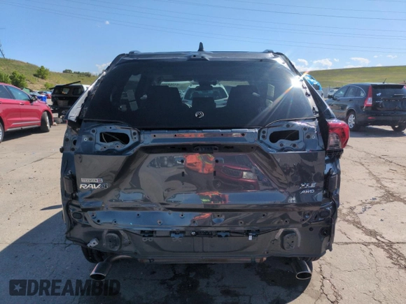 2022 Toyota RAV4 XLE with VIN 2T3P1RFV6NC280031, listed as a Copart auction lot 61268205 with 8,348 mi miles and Salvage title. Bid and sale history available at DreamBid. Image 6.