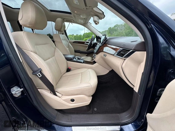 2019 Mercedes-Benz GLS 450 z VIN 4JGDF6EE6KB216140, wystawiony jako Copart lot #58236845 z przebiegiem 149 699 mil mil oraz Czysty tytuł • Clean title. Historia ofert i sprzedaży dostępna na DreamBid. Obrazek 5.