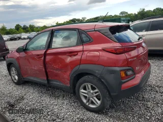 2021 Hyundai Kona SE z VIN KM8K1CAA4MU644545, wystawiony jako Copart lot #56588105 z przebiegiem 86 172 mil mil oraz Szkody całkowita. Historia ofert i sprzedaży dostępna na DreamBid. Obrazek 2.