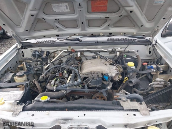 2001 Nissan Xterra XE with VIN 5N1ED28Y21C584235, listed as a IAAI auction lot 41795728 with 214,424 mi miles. Bid and sale history available at carsss.com. Image 10.