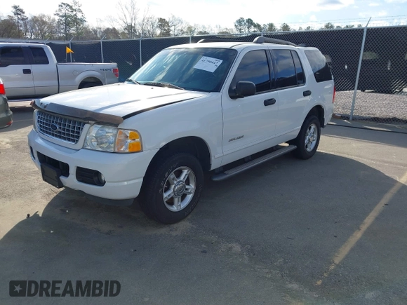 2005 Ford Explorer XLT z VIN 1FMZU63W25ZA20845, wystawiony jako IAAI lot #41790447 z przebiegiem 130 117 mil mil oraz . Historia ofert i sprzedaży dostępna na DreamBid. Obrazek 2.