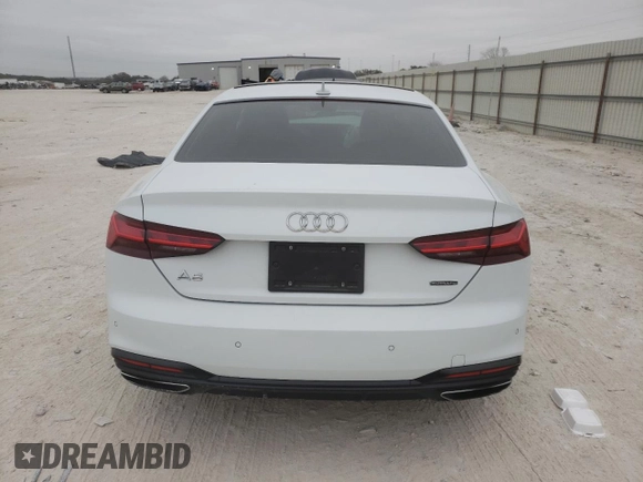 2020 Audi A5 Premium Plus z VIN WAUTNAF52LA001539, wystawiony jako Copart lot #42643063 z przebiegiem Nie podano mil oraz . Historia ofert i sprzedaży dostępna na DreamBid. Obrazek 6.