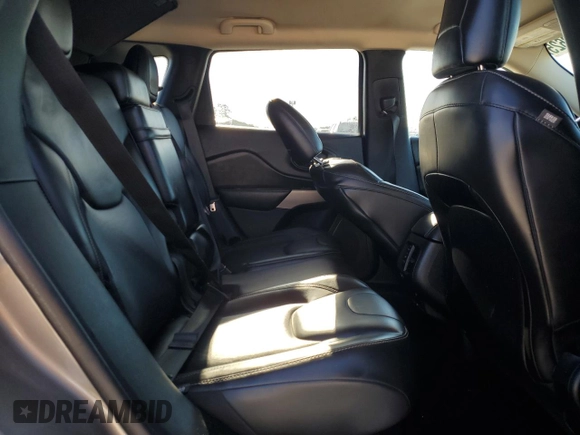 2018 Jeep Cherokee Limited с VIN 1C4PJMDB0JD583498, выставлен на аукционе Copart как лот 57230845 с пробегом 82 470 миль миль и Списание • Salvage title. История ставок и продаж доступна на DreamBid. Изображение 11.