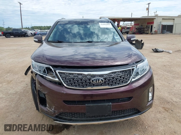 2015 Kia Sorento SX Limited with VIN 5XYKW4A72FG555027, listed as a IAAI auction lot 41884409 with 107,070 mi miles. Bid and sale history available at carsss.com. Image 12.