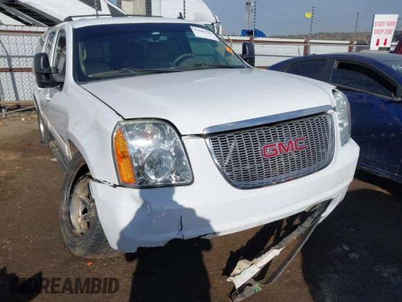 2014 GMC Yukon XL SLT with VIN 1GKS1KE00ER125405, listed as a IAAI auction lot 41609280 with 221,690 mi miles. Bid and sale history available at carsss.com. Image 6.