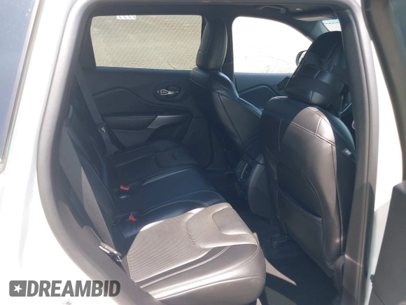 2019 Jeep Cherokee Limited with VIN 1C4PJMDX7KD371114, listed as a IAAI auction lot 42492116 with 83,694 mi miles and . Bid and sale history available at DreamBid. Image 8.