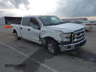 2016 Ford F-150 XLT with VIN 1FTFW1EF9GFA79042, listed as a IAAI auction lot 40942313 with 133,550 mi miles. Bid and sale history available at carsss.com. Image 1.