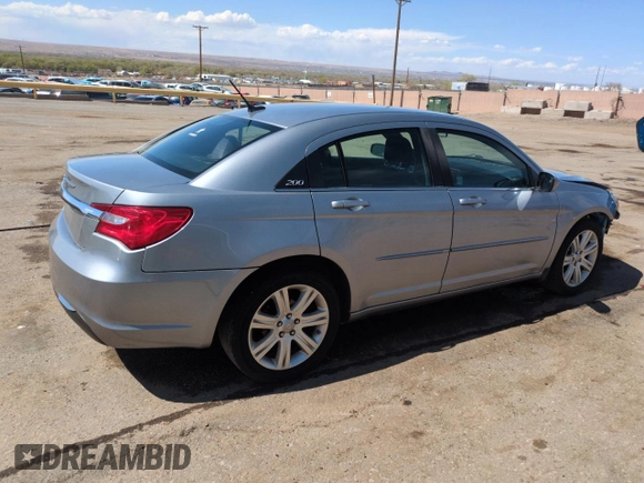 2013 Chrysler 200 Touring with VIN 1C3CCBBB8DN732212, listed as a Copart auction lot 50824375 with 58,978 mi miles and Salvage Title. Bid and sale history available at carsss.com. Image 3.