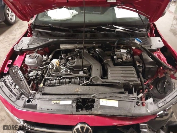 2025 Volkswagen Jetta Sport with VIN 3VWBX7BU2SM011768, listed as a IAAI auction lot 40951748 with 869 mi miles. Bid and sale history available at carsss.com. Image 10.