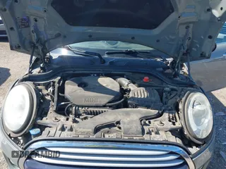 2015 MINI Hardtop 4 Door with VIN WMWXS5C55FT833925, listed as a IAAI auction lot 42505034 with 89,521 mi miles and . Bid and sale history available at DreamBid. Image 10.