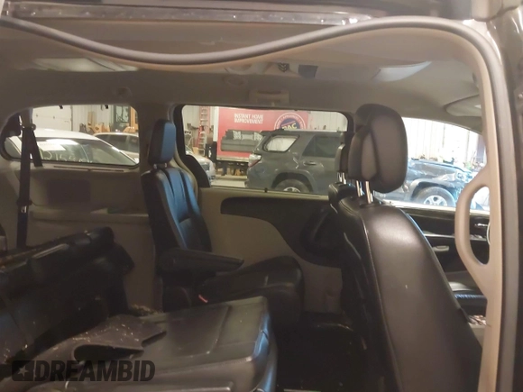 2015 Chrysler Town & Country Touring with VIN 2C4RC1BG6FR577855, listed as a IAAI auction lot 42187369 with 190,883 mi miles and . Bid and sale history available at carsss.com. Image 8.