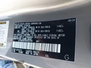 2024 Lexus GX with VIN JTJTBCDX7R5022705, listed as a IAAI auction lot 41625184 with 3,246 mi miles. Bid and sale history available at carsss.com. Image 9.
