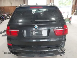 2012 BMW X5 50i with VIN 5UXZV8C50CL425721, listed as a IAAI auction lot 42590676 with 192,355 mi miles and . Bid and sale history available at DreamBid. Image 16.