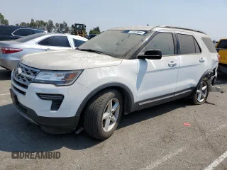 2019 Ford Explorer XLT z VIN 1FM5K7D83KGB28747, wystawiony jako Copart lot #71127864 z przebiegiem 127 986 mil mil oraz Szkoda całkowita • Salvage title. Historia ofert i sprzedaży dostępna na DreamBid. Obrazek 1.
