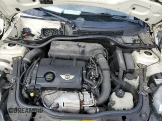 2011 MINI Convertible S z VIN WMWZP3C59BT249049, wystawiony jako Copart lot #43482275 z przebiegiem 148 283 mil mil oraz Szkoda całkowita • Salvage title. Historia ofert i sprzedaży dostępna na DreamBid. Obrazek 11.