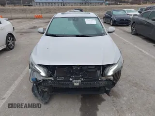 2019 Nissan Altima 2.5 SL with VIN 1N4BL4EV3KC196535, listed as a IAAI auction lot 41512924 with 84,898 mi miles. Bid and sale history available at carsss.com. Image 13.