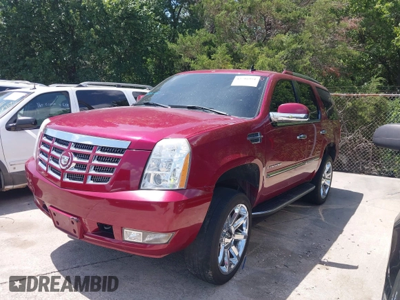 2007 Cadillac Escalade with VIN 1GYFK638X7R418820, listed as a IAAI auction lot 42716951 with Not provided miles and . Bid and sale history available at DreamBid. Image 2.