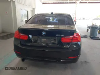 2015 BMW 3 Series 320i с VIN WBA3B1G50FNT64152, выставлен на аукционе IAAI как лот 42303555 с пробегом 115 421 миль миль и . История ставок и продаж доступна на DreamBid. Изображение 16.