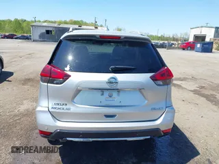 2019 Nissan Rogue SL with VIN 5N1AT2MV3KC781669, listed as a IAAI auction lot 42005947 with 85,461 mi miles. Bid and sale history available at carsss.com. Image 17.