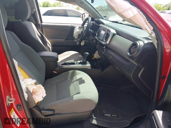 2016 Toyota Tacoma SR5 with VIN 5TFAX5GN2GX059826, listed as a IAAI auction lot 42032005 with 209,271 mi miles. Bid and sale history available at carsss.com. Image 5.