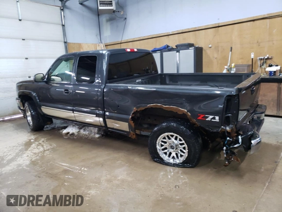 2005 Chevrolet Silverado 1500 Z71 with VIN 1GCEK19B05E155961, listed as a Copart auction lot 51905635 with 127,124 mi miles and Clean Title. Bid and sale history available at DreamBid. Image 2.