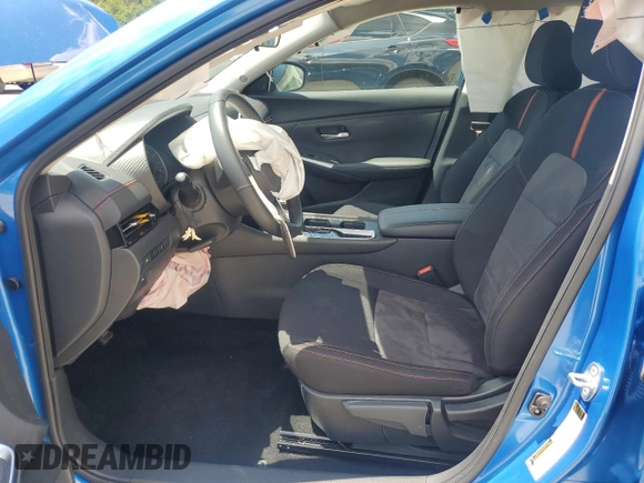 2024 Nissan Sentra SR z VIN 3N1AB8DV0RY281063, wystawiony jako Copart lot #54754635 z przebiegiem 6 858 mil mil oraz Szkoda całkowita • Salvage title. Historia ofert i sprzedaży dostępna na DreamBid. Obrazek 7.