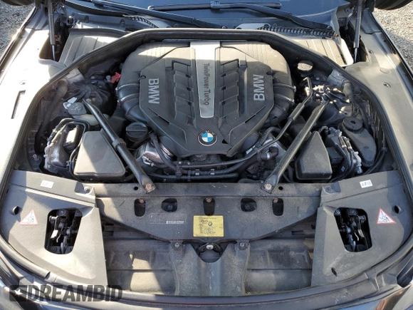 2014 BMW 7 Series 750i xDrive with VIN WBAYB6C58ED224525, listed as a Copart auction lot 85223354 with 132,892 mi miles and Clean Title. Bid and sale history available at carsss.com. Image 11.