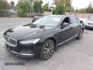 2023 Volvo S90 Plus z VIN LVY062MN1PP348741, wystawiony jako IAAI lot #40519151 z przebiegiem 49 300 mil mil oraz . Historia ofert i sprzedaży dostępna na DreamBid. Obrazek 18.