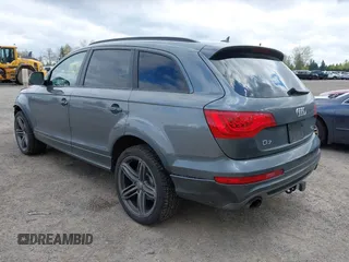 2014 Audi Q7 3.0T S line Prestige with VIN WA1DGAFE9ED005679, listed as a IAAI auction lot 42010534 with 46,235 mi miles. Bid and sale history available at carsss.com. Image 3.