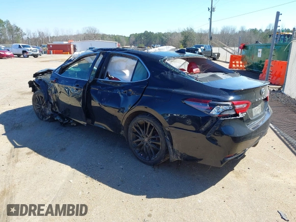 2022 Toyota Camry XSE z VIN 4T1K61AK2NU014488, wystawiony jako IAAI lot #41609668 z przebiegiem Nie podano mil oraz . Historia ofert i sprzedaży dostępna na DreamBid. Obrazek 3.