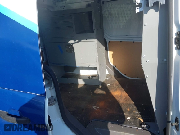 2021 Ford Transit Connect XL z VIN NM0LS6E27M1488977, wystawiony jako IAAI lot #42514014 z przebiegiem 101 505 mil mil oraz . Historia ofert i sprzedaży dostępna na DreamBid. Obrazek 8.