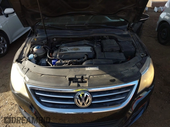 2010 Volkswagen CC Lux Plus z VIN WVWHN7AN0AE534191, wystawiony jako IAAI lot #42239700 z przebiegiem 93 287 mil mil oraz . Historia ofert i sprzedaży dostępna na DreamBid. Obrazek 10.