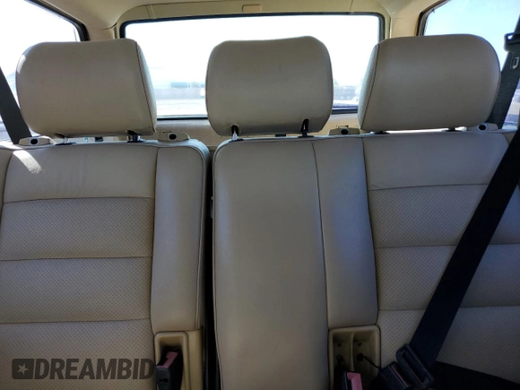 1994 Mercedes-Benz E with VIN WDBEA92E2RF283381, listed as a Copart auction lot 50025645 with 131,140 mi miles and Salvage Title. Bid and sale history available at DreamBid. Image 10.
