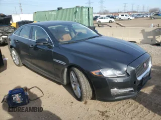 2016 Jaguar XJ R-Sport с VIN SAJWJ1CDXG8W03448, выставлен на аукционе Copart как лот 48188865 с пробегом 65 356 миль миль и Списание • Salvage title. История ставок и продаж доступна на DreamBid. Изображение 4.