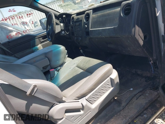 2012 Ford F-150 XL с VIN 1FTMF1CM1CKD66000, выставлен на аукционе IAAI как лот 41987020 с пробегом 282 628 миль миль и . История ставок и продаж доступна на DreamBid. Изображение 5.