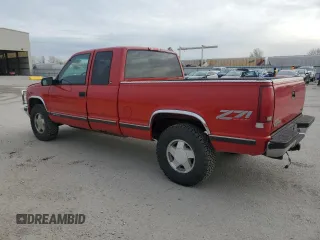 1997 GMC Sierra 1500 z VIN 1GTEK19R3VE545661, wystawiony jako Copart lot #50212975 z przebiegiem 2 827 591 mil mil oraz Czysty tytuł • Clean title. Historia ofert i sprzedaży dostępna na DreamBid. Obrazek 2.