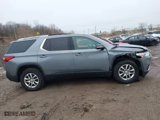 2018 Chevrolet Traverse LT Cloth with VIN 1GNERGKW9JJ108853, listed as a IAAI auction lot 41709938 with 162,873 mi miles. Bid and sale history available at carsss.com. Image 13.