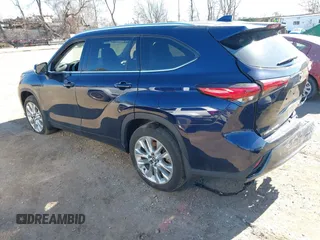 2023 Toyota Highlander L with VIN 5TDKDRBH6PS035508, listed as a IAAI auction lot 41681365 with 17,879 mi miles and . Bid and sale history available at DreamBid. Image 3.