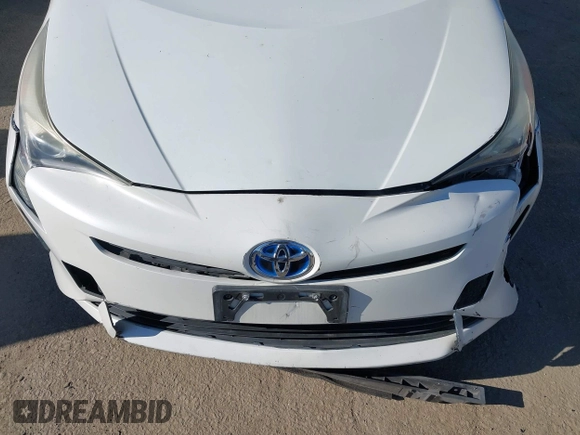 2016 Toyota Prius Two with VIN JTDKBRFUXG3001716, listed as a IAAI auction lot 42009763 with 177,132 mi miles and . Bid and sale history available at carsss.com. Image 18.
