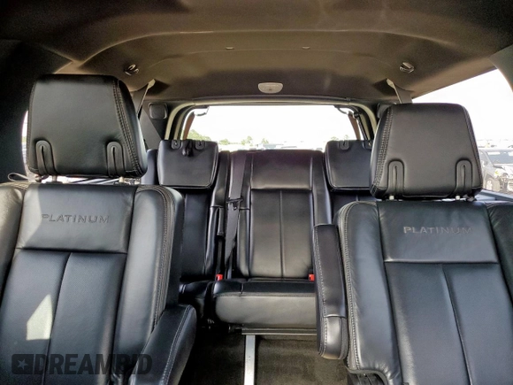 2017 Ford Expedition Max Platinum z VIN 1FMJK1LTXHEA41403, wystawiony jako Copart lot #65591195 z przebiegiem 209 842 mil mil oraz Szkoda całkowita • Salvage title. Historia ofert i sprzedaży dostępna na DreamBid. Obrazek 10.