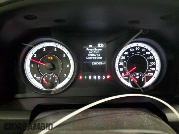 2013 Ram 1500 Tradesman z VIN 3C6JR6DG3DG532890, wystawiony jako Copart lot #45042935 z przebiegiem 236 069 mil mil oraz Nie do naprawy • Non repairable. Historia ofert i sprzedaży dostępna na DreamBid. Obrazek 9.