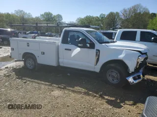 2024 Ford F-250 XL z VIN 1FTBF2AA7REC15708, wystawiony jako Copart lot #51758485 z przebiegiem 1 139 mil mil oraz Szkoda całkowita • Salvage title. Historia ofert i sprzedaży dostępna na DreamBid. Obrazek 4.