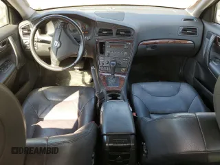 2008 Volvo S60 2.5T with VIN YV1RH592682688551, listed as a Copart auction lot 48167345 with 205,761 mi miles and Salvage Title. Bid and sale history available at carsss.com. Image 8.