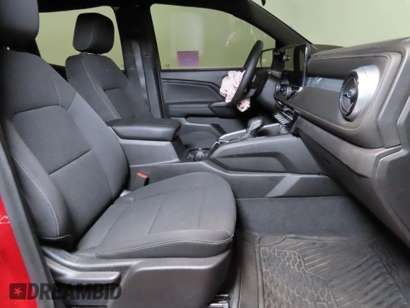 2023 Chevrolet Colorado 2WD LT с VIN 1GCPSCEKXP1230265, выставлен на аукционе Copart как лот 63824625 с пробегом 8 682 миль миль и Чистый • Clean title. История ставок и продаж доступна на DreamBid. Изображение 5.
