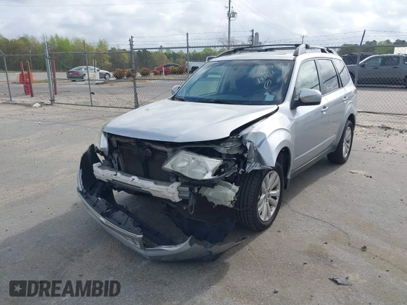 2013 Subaru Forester 2.5X Premium with VIN JF2SHADC4DH432255, listed as a IAAI auction lot 41959580 with 161,468 mi miles. Bid and sale history available at carsss.com. Image 2.