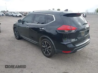 2017 Nissan Rogue SL with VIN JN8AT2MT2HW147638, listed as a IAAI auction lot 42062098 with 198,747 mi miles and . Bid and sale history available at DreamBid. Image 3.