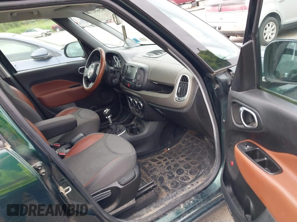 2014 FIAT 500L Trekking с VIN ZFBCFADH4EZ007007, выставлен на аукционе IAAI как лот 42505476 с пробегом 119 169 миль миль и . История ставок и продаж доступна на DreamBid. Изображение 5.