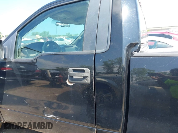 2009 Ford F-150 XL z VIN 1FTRF12W69KB58387, wystawiony jako IAAI lot #42671918 z przebiegiem 128 947 mil mil oraz . Historia ofert i sprzedaży dostępna na DreamBid. Obrazek 14.