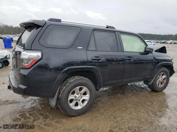 2019 Toyota 4Runner SR5 with VIN JTEZU5JR2K5197552, listed as a Copart auction lot 89048525 with 124,562 mi miles and Salvage Title. Bid and sale history available at carsss.com. Image 3.